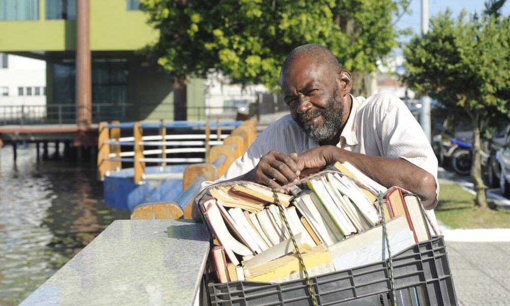 filme-reportagem inovação em jornalismo vendedor curta-metragem analfabeto história emocionante RBS itajaí santa catarina festival cinema cristian edel weiss jornalista de dados multimídia