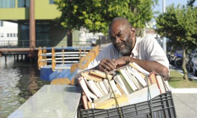 filme-reportagem inovação em jornalismo vendedor curta-metragem analfabeto história emocionante RBS itajaí santa catarina festival cinema cristian edel weiss jornalista de dados multimídia